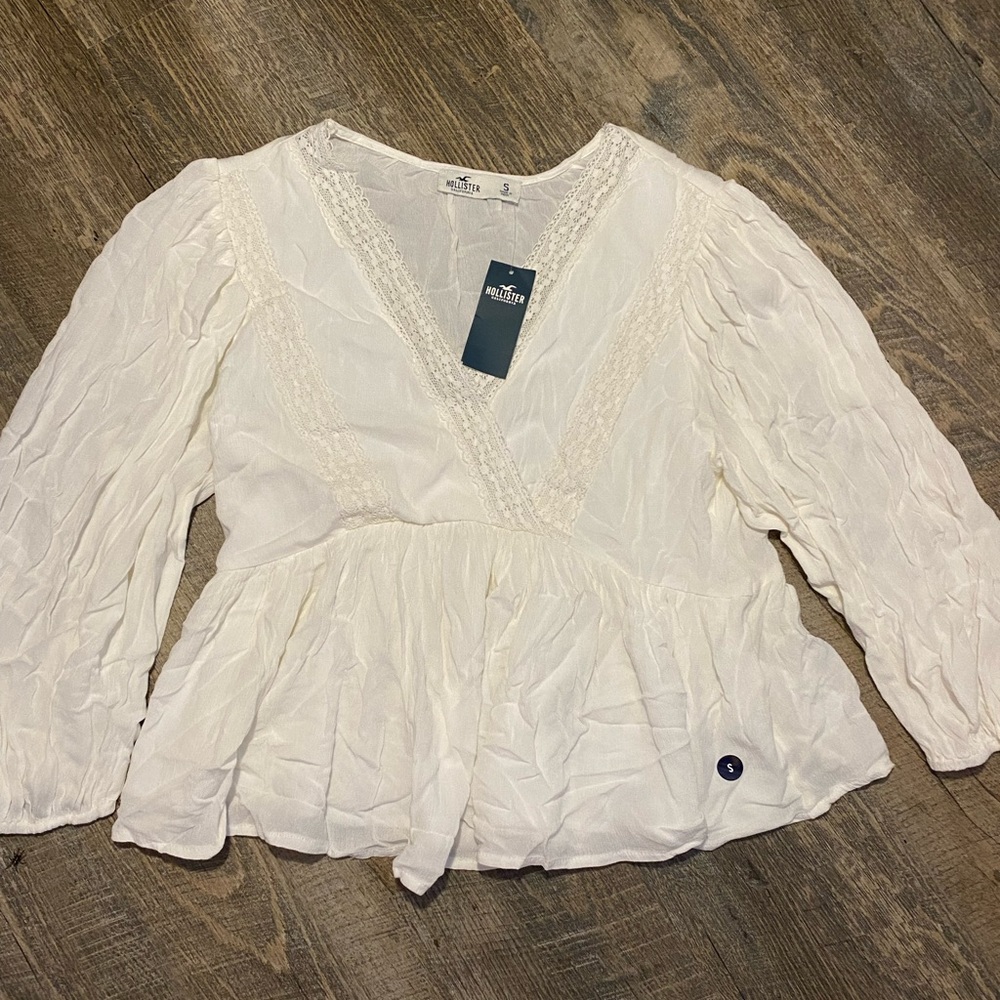 NWT Hollister Top